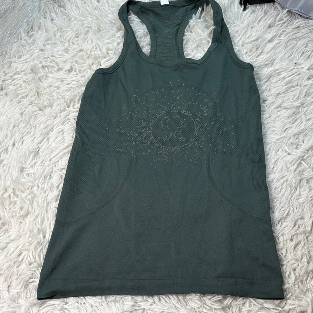 Lululemon Swiftly Tech Tank - Picture 2 of 7